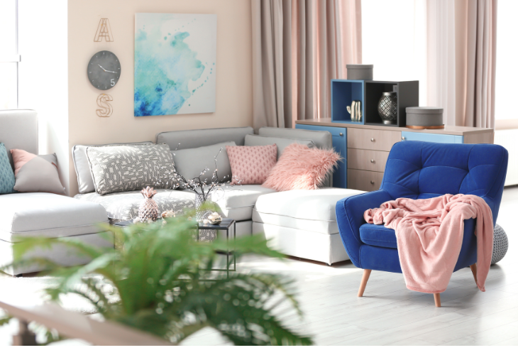 Layering effect with throw pillows
